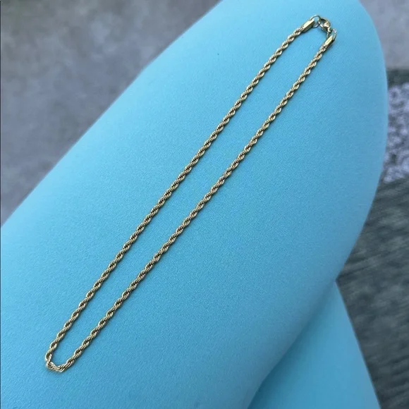 Ellie Vail Jewelry • Twist Rope Chain Necklace - Picture 2 of 5